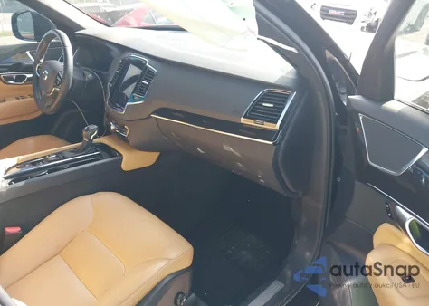 2018 Volvo Xc90 T6 Momentum z USA, uszkodzony, nr VIN YV4A22PK6J1336634